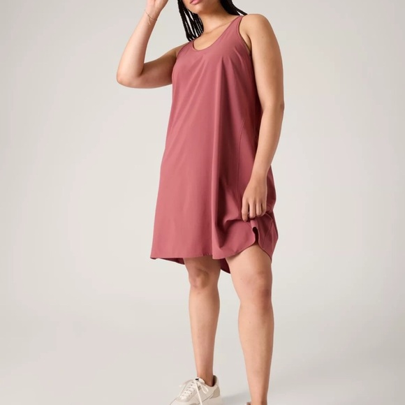 Athleta Travelers Presidio dress with pockets Rosewood size large. - Picture 3 of 5